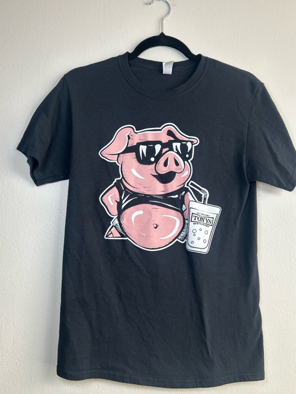 Tony’s Restaurant Black Graphic T Size S